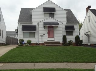 18305 Edinboro Ave, Maple Heights, OH