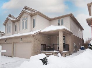 33 Huck Cres, Kitchener, ON N2N 3N8