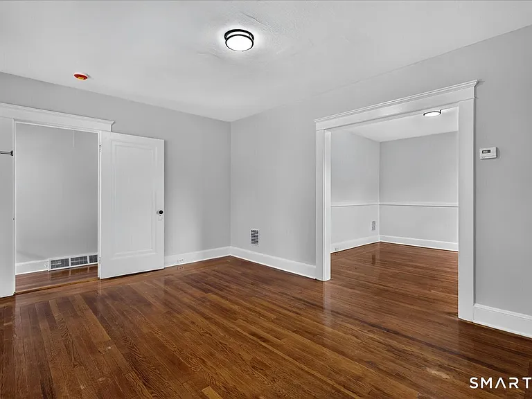 15 Plant St #1 — Photo 11