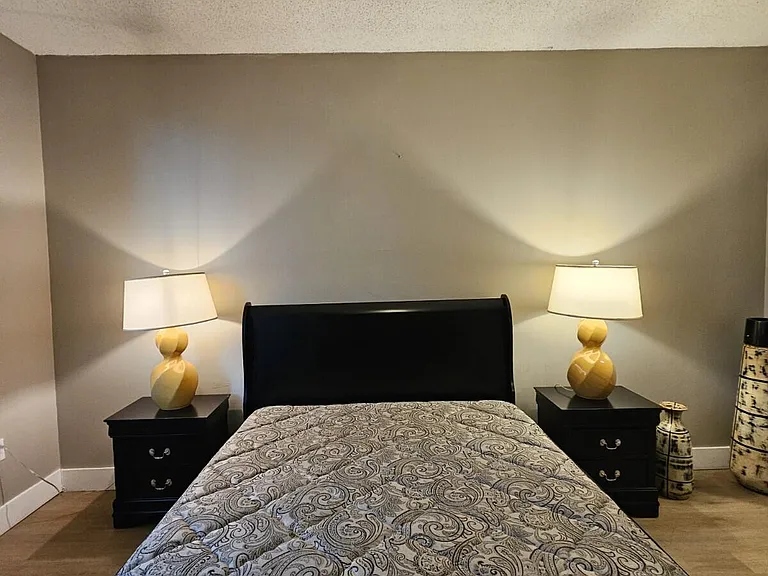 780 Sapodilla Ave #105 — Photo 10