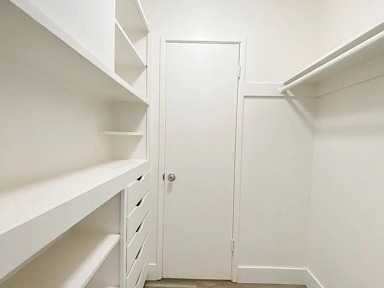 Carlson Drive Apartments — Photo 29