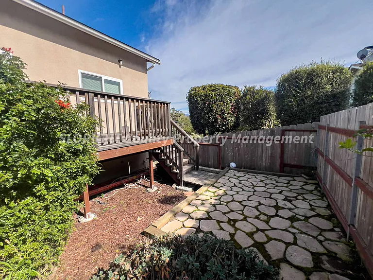 383 Henrietta Ave — Photo 15