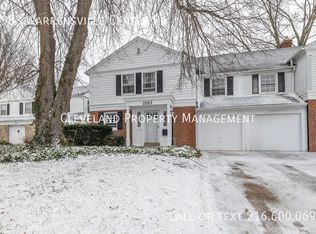 2983 Warrensville Center Rd, Shaker Heights, OH 44122