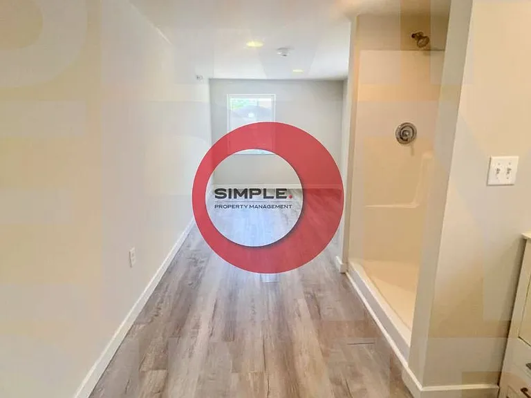 19 N Washington St — Photo 5
