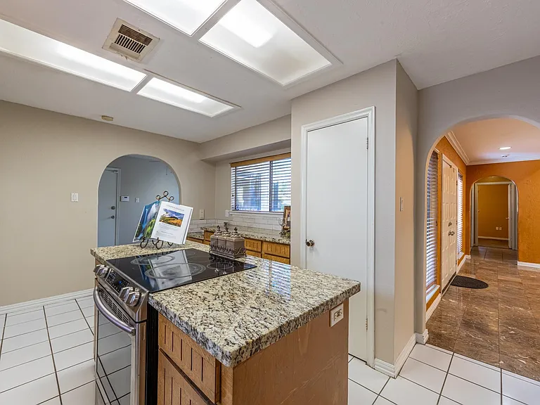 6030 Gallant Forest Dr — Photo 15