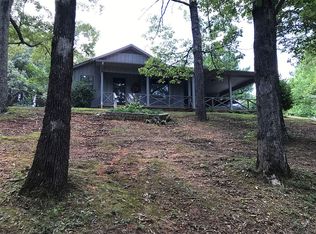 116 Hillcrest St, Decaturville, TN 38329