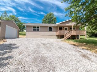 19524 State Rte W, Cosby, MO 64436
