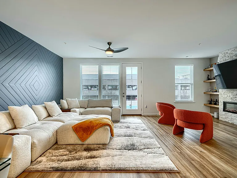 2596 Neabsco Common Pl — Photo 7