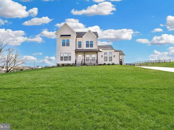 38732 Silver King Cir, Waterford, VA 20197