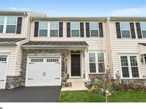 1227 Derry Ln, West Chester, PA 19380