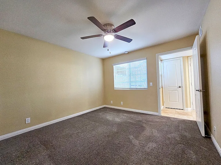 Citrus Court Apartments — Photo 85