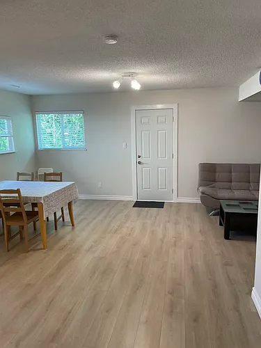 58XX Kozier Pl Photo 1