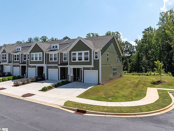 2nd image of 129 Shager Pl
