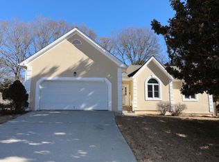 2880 Summit View Ct, Snellville, GA 30078