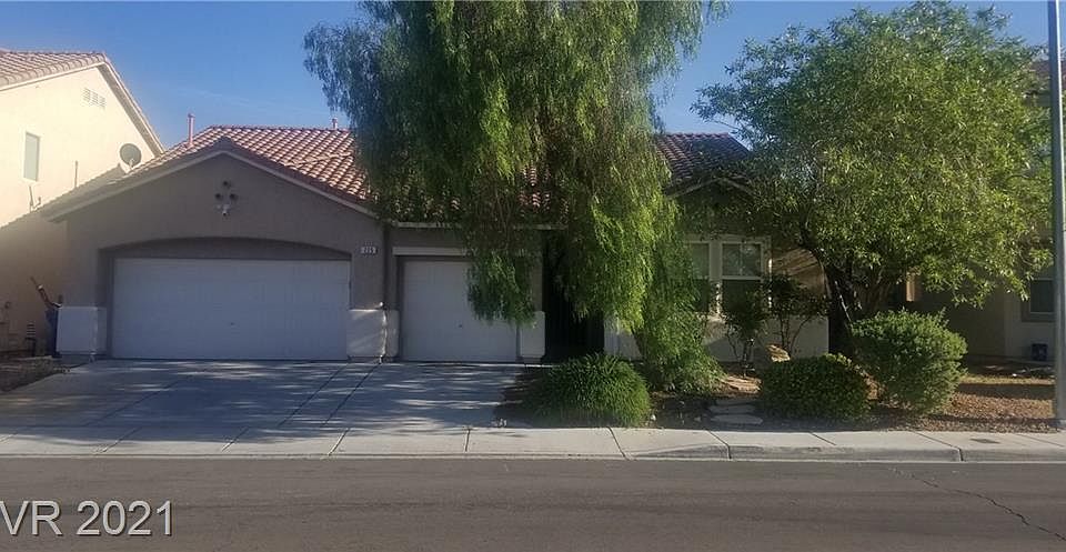 1st image of 225 Centocelle Ave