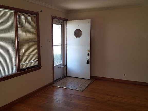 2nd image of 10515 Anson Dr