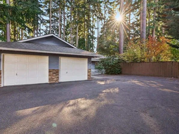 12380 SW Walnut St, Tigard, OR 97223