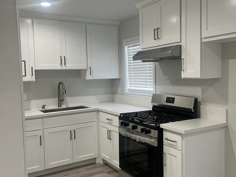 6061 Fishburn Ave #C — Photo 12
