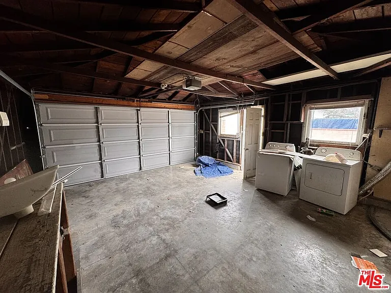 3020 Magnolia Ave — Photo 21