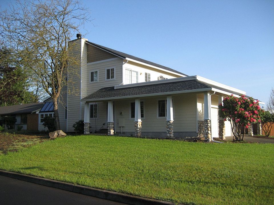 2nd image of 7312 NE 74th Ave