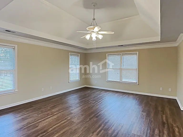 4524 Kingsgate Ct NW — Photo 13
