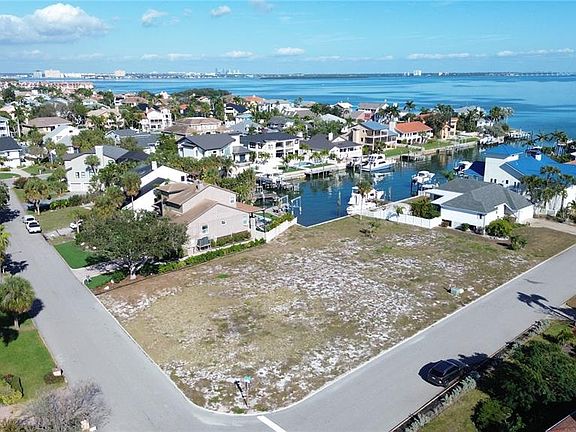 5th image of 139 9TH STREET E LOT 19