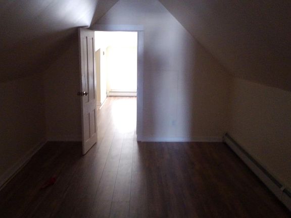 5th image of 136 Midland Ave Floor 2