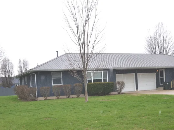 2547 N 4645th Rd #A, Somonauk, IL 60552