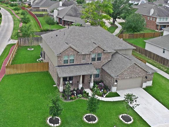4th image of 2950 Auburn Woods Dr