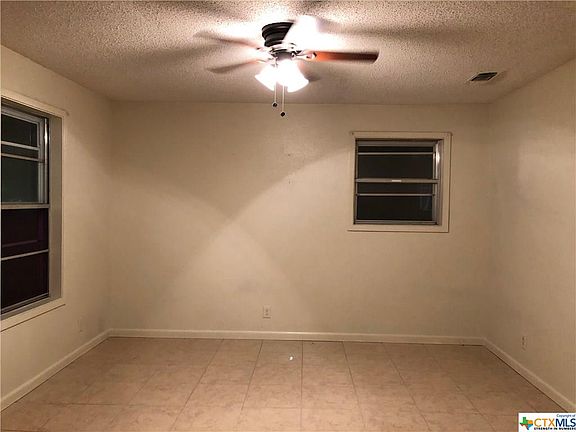 2nd image of 4801 Calle Roble