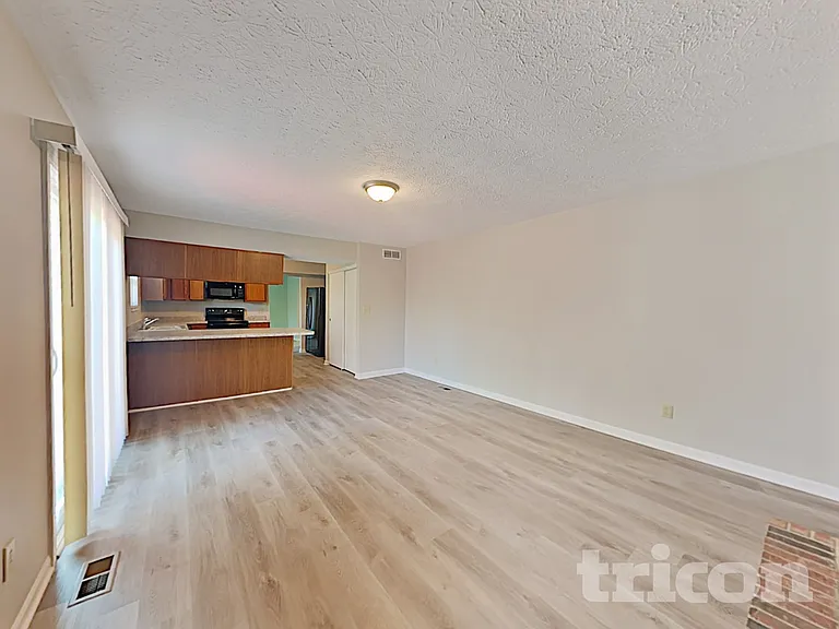 3708 W 42nd Ter — Photo 19