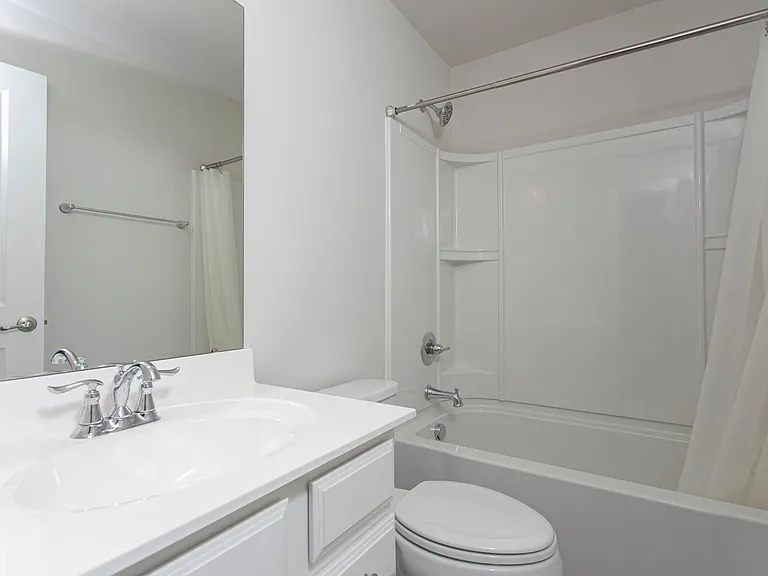 410 Cross Country Way — Photo 12