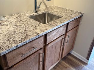 528 Edwards St #3, Aurora, IL 60505