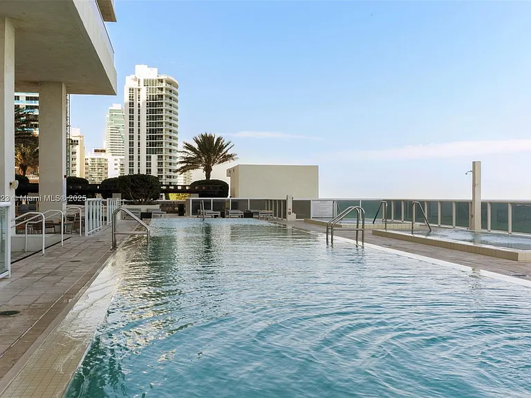 1830 S Ocean Dr #3605 — Photo 25