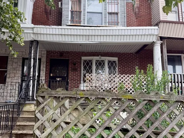 4854 C St, Philadelphia, PA 19120