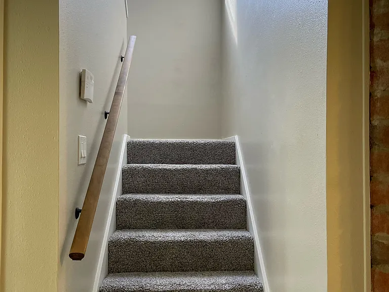 N Willow Dr — Photo 13