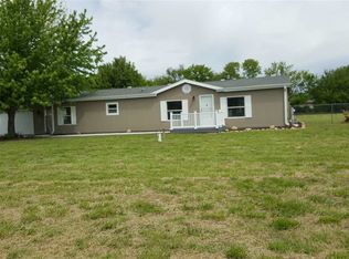 2314 E Winchester St, Wichita, KS 67216