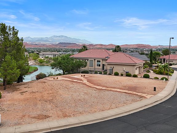 4th image of 2476 Canyon Ridge Dr