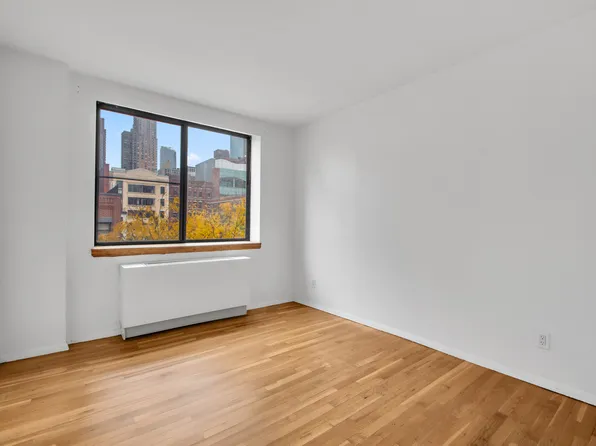 414 West 54th Street image 8 of 11