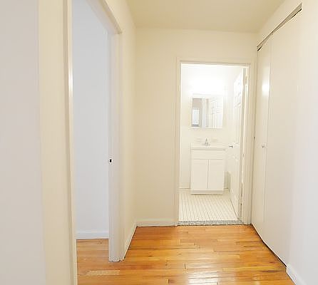 5th image of 94 E 4th St APT 211