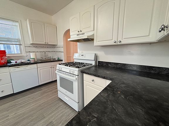 5th image of 1080-1082 N Shore Rd #2