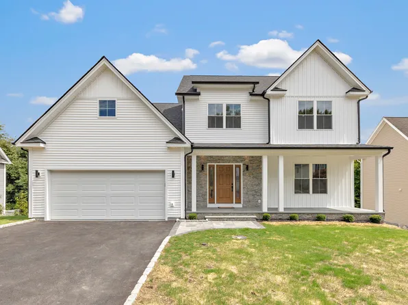 33 Larovera Terrace, Ansonia, CT 06401