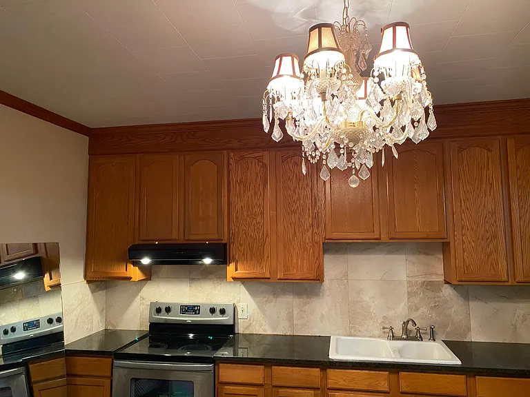 6 Kenyon Ct #3 — Photo 2