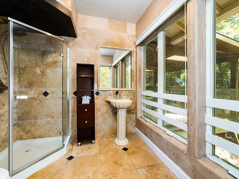 372 Puu Way #A — Photo 8