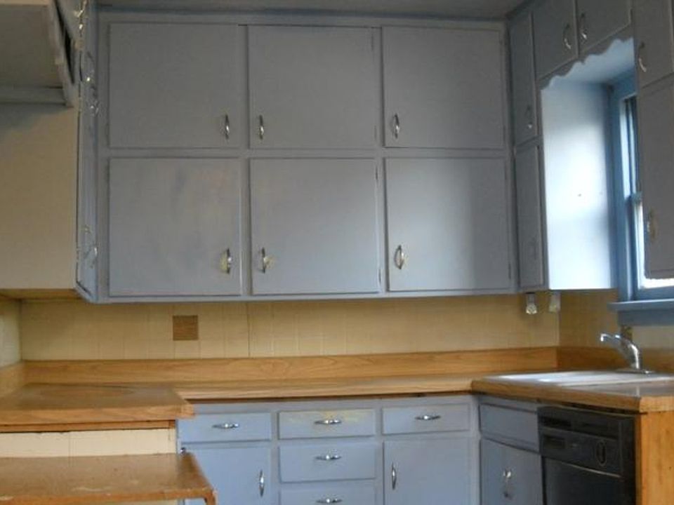 1st image of 91 N Fairmont St