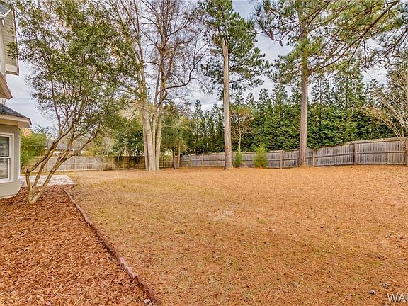 4th image of 5735 Bradford Ln
