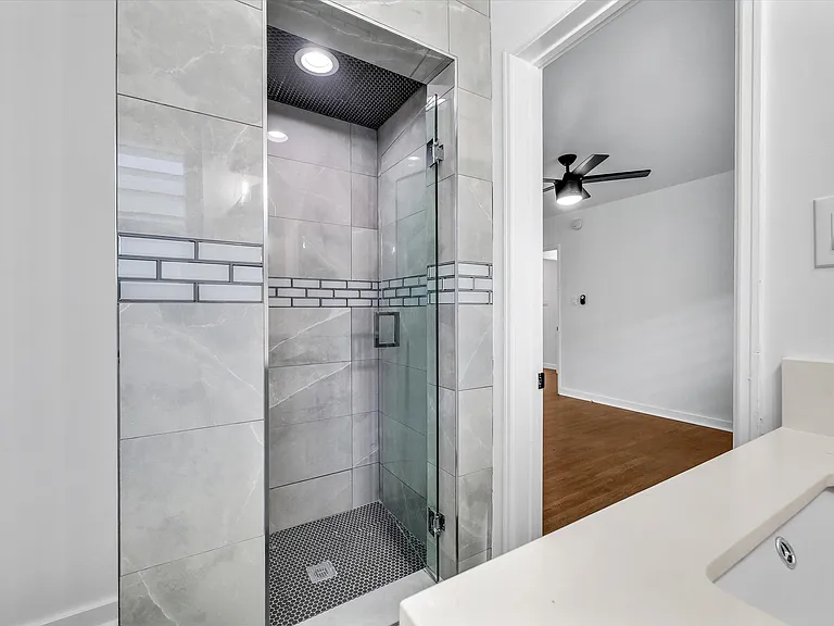 350 S Camden Dr #A — Photo 24