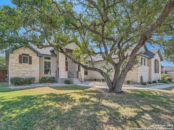 343 Lilly Bluff, Castroville, TX 78009