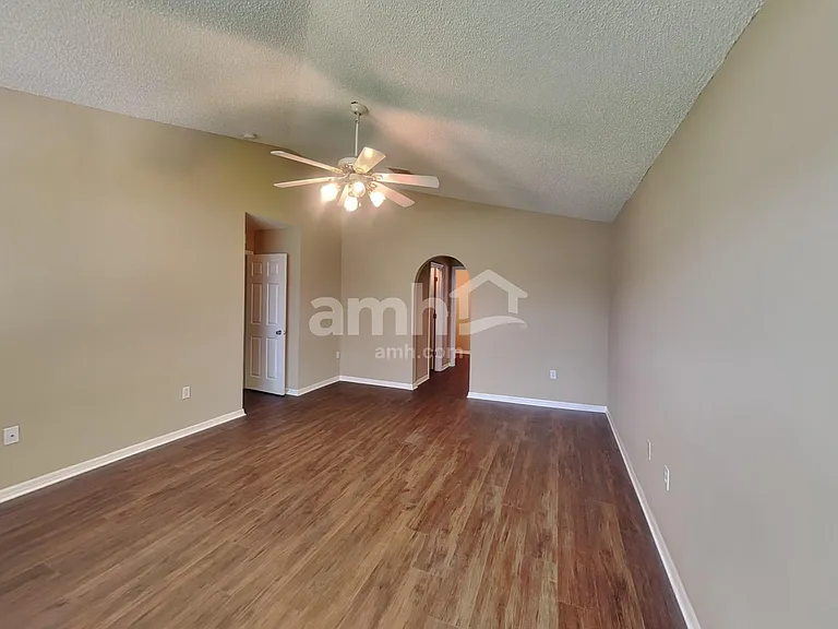 244 Verzon Ct — Photo 12