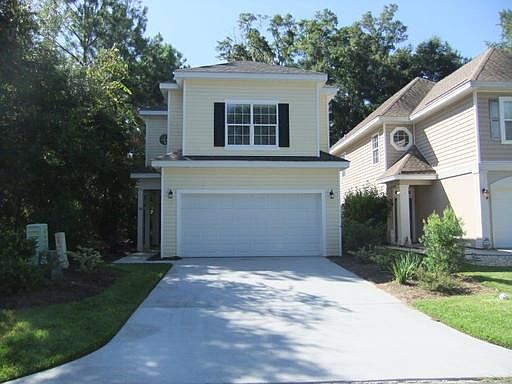 1st image of 18 Gold Oak Dr